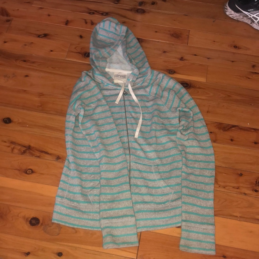 Zip up